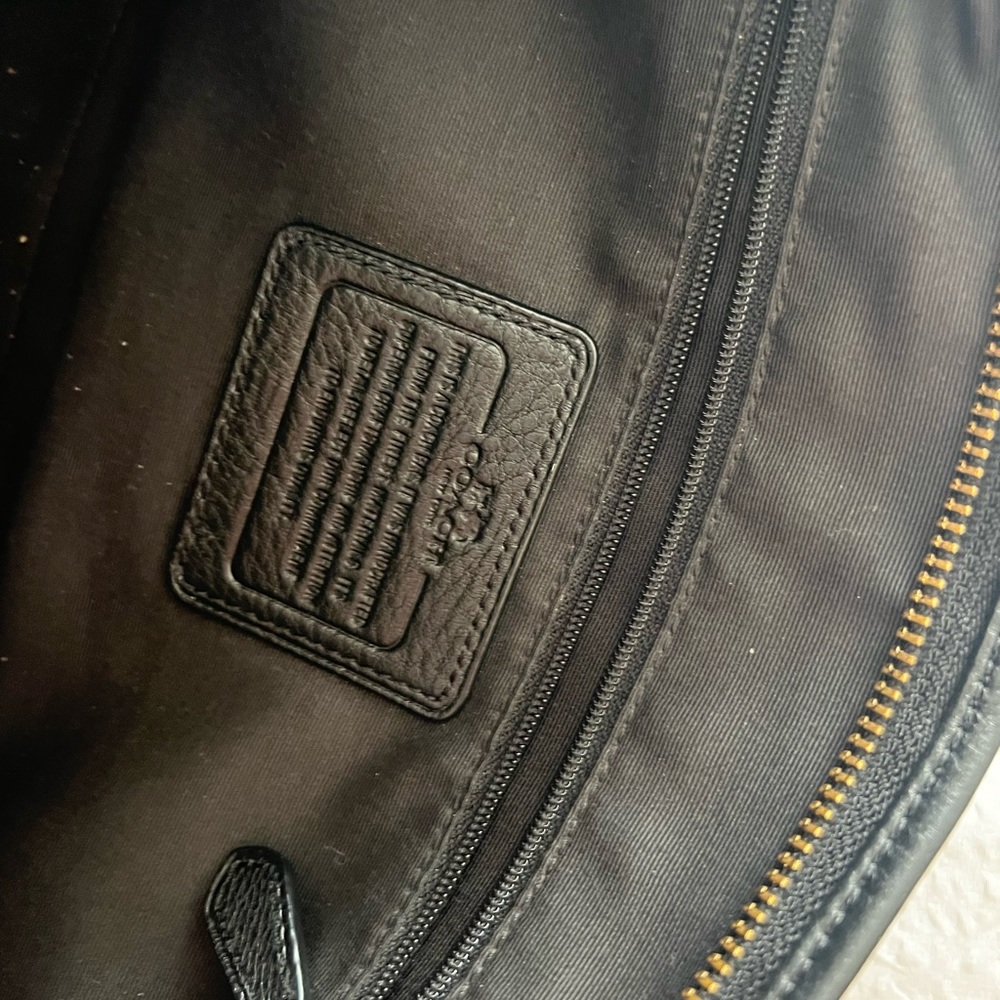 Coach purse - Picture 5 of 10
